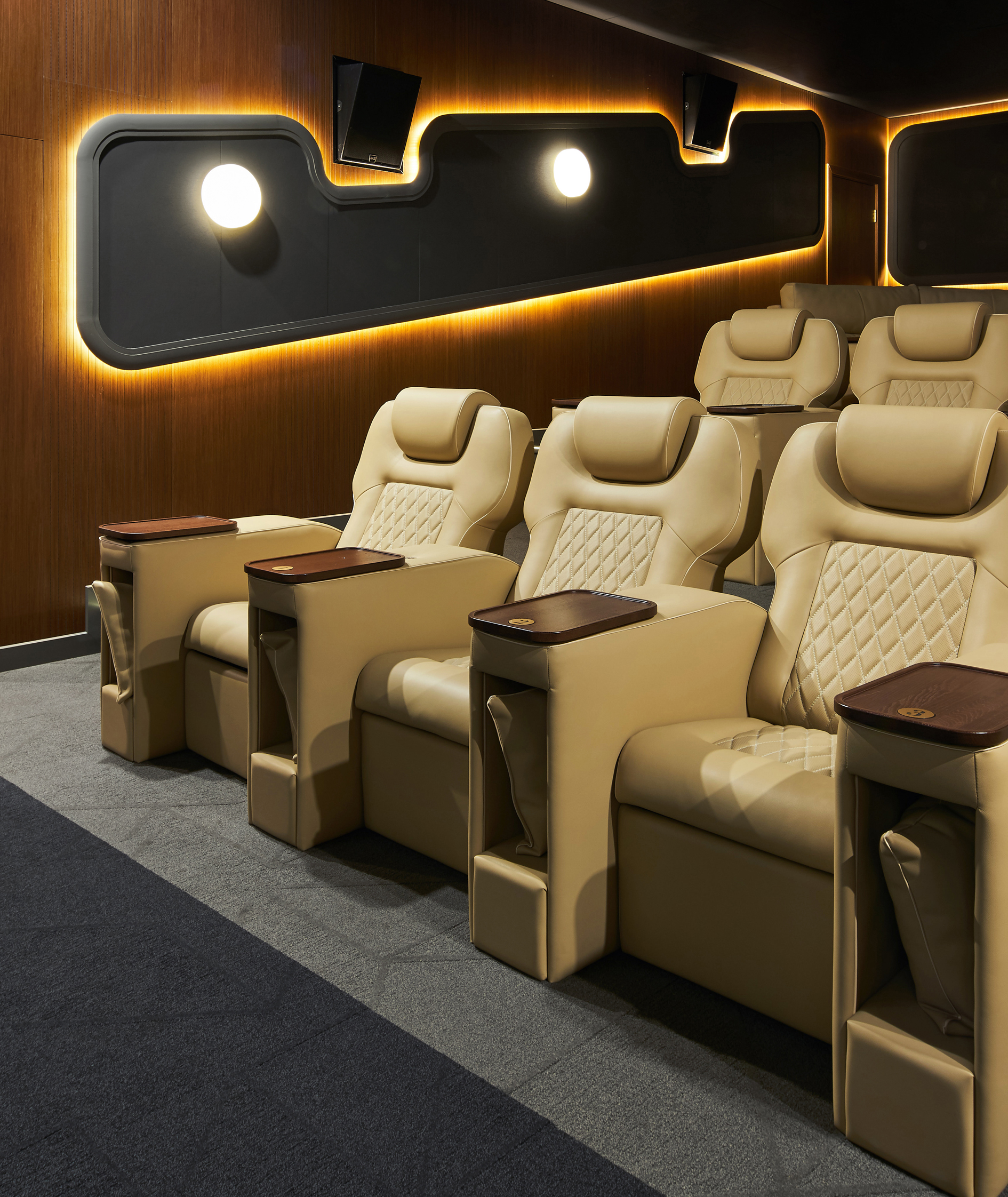 SVM01181 %E2%80%94 %D0%BA%D0%BE%D0%BF%D0%B8%D1%8F кинотеатр гранд палас телефон